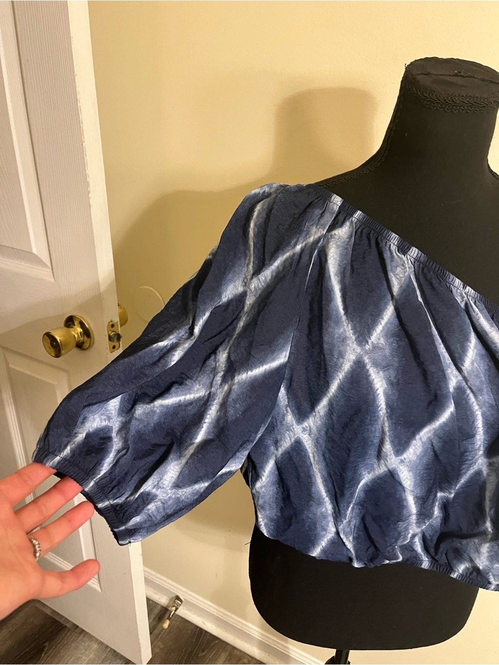 Banana Republic One-Shoulder Navy Tie-Dye Blouse - Picture 2 of 7